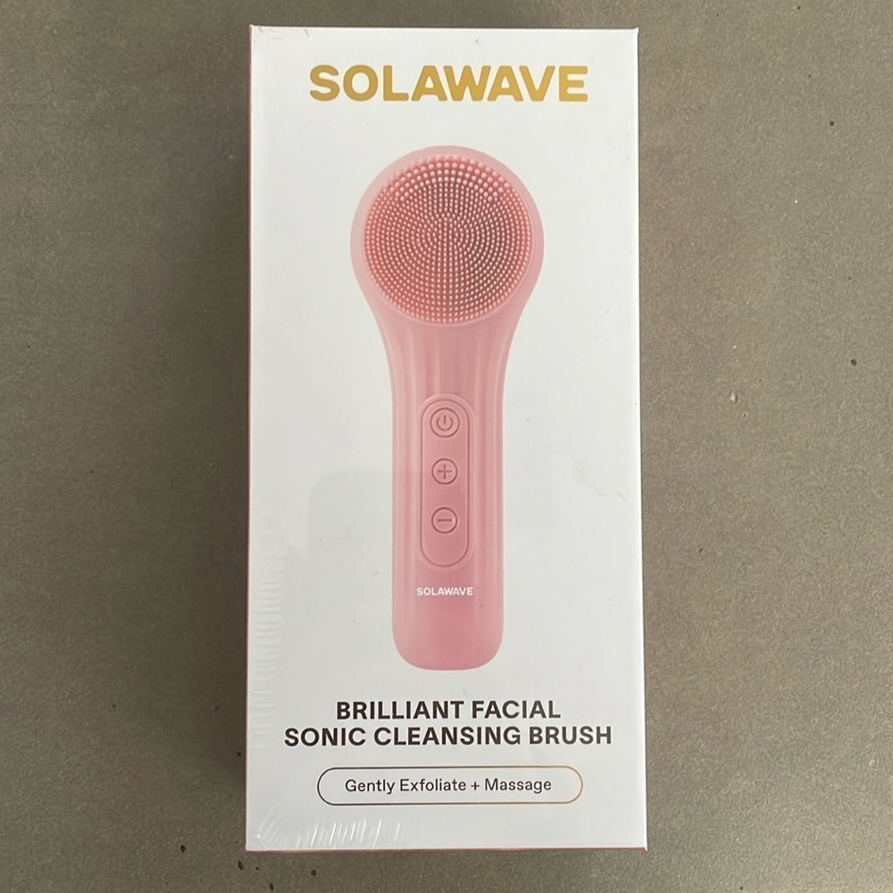 SOLAWAVE Brilliant Facial Sonic Cleansing Brush Pink NEW